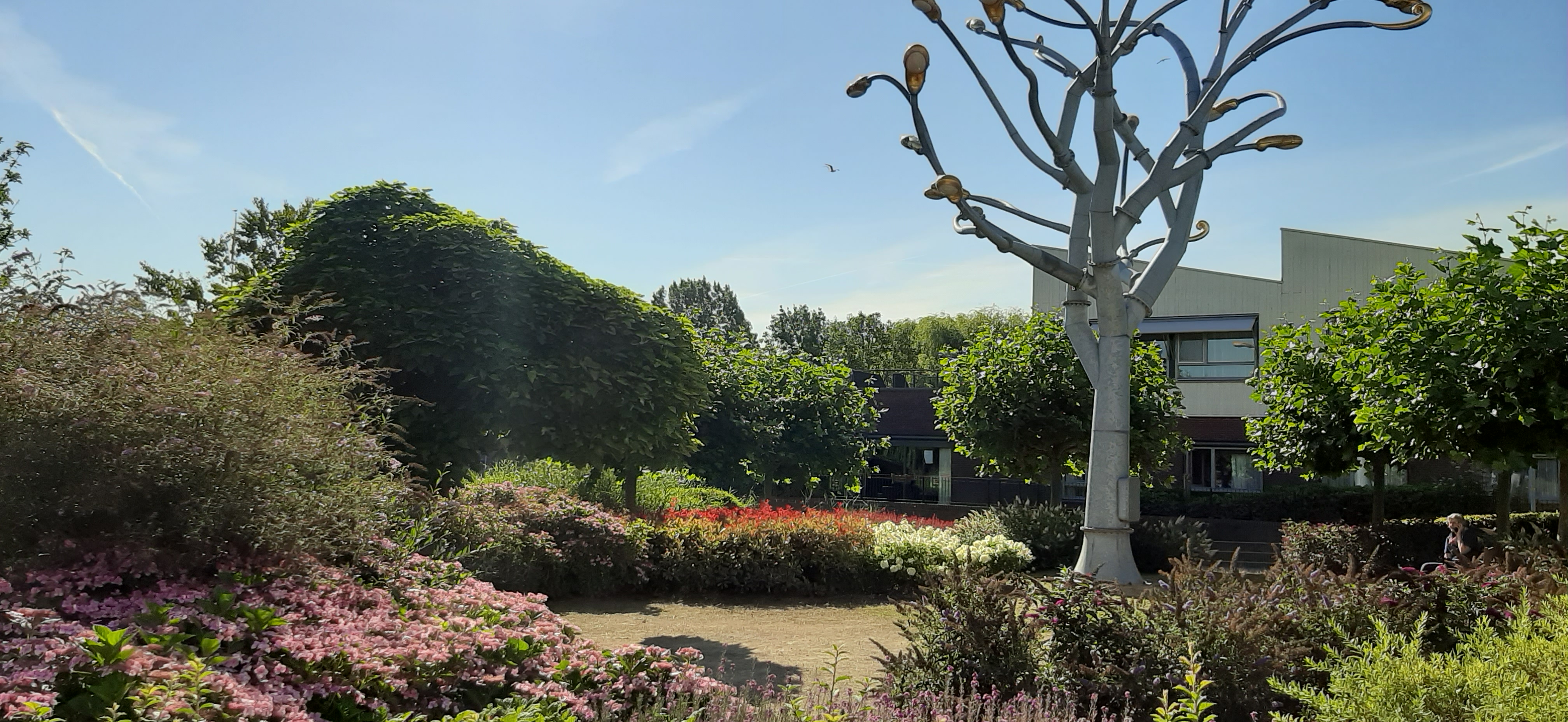 Café-restaurant De Ziel, Almere, foto, terras, tuin